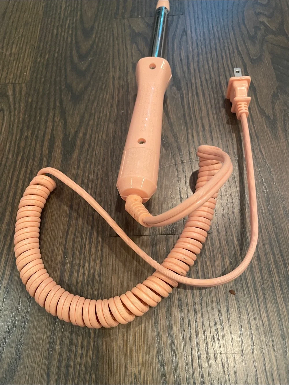 Conair Curl Mini Curling Iron in Pink- Compact Styling Wand